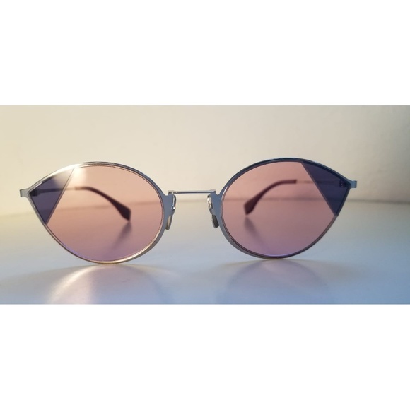 Fendi Round Frame Sunglasses main image 5